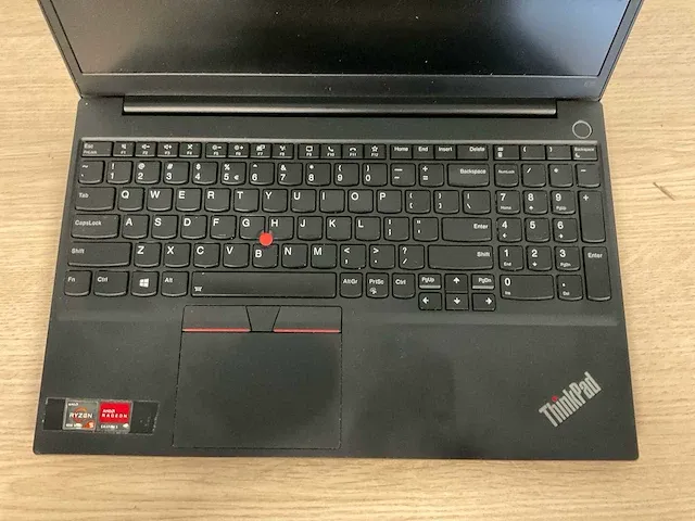 Laptop - lenovo - 20t8000xmh - afbeelding 3 van  7