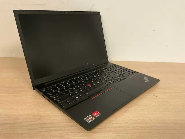 Laptop - lenovo - 20t8000xmh - afbeelding 1 van  7