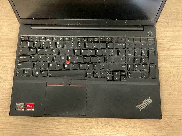 Laptop - lenovo - 20yg006nmh - afbeelding 3 van  7