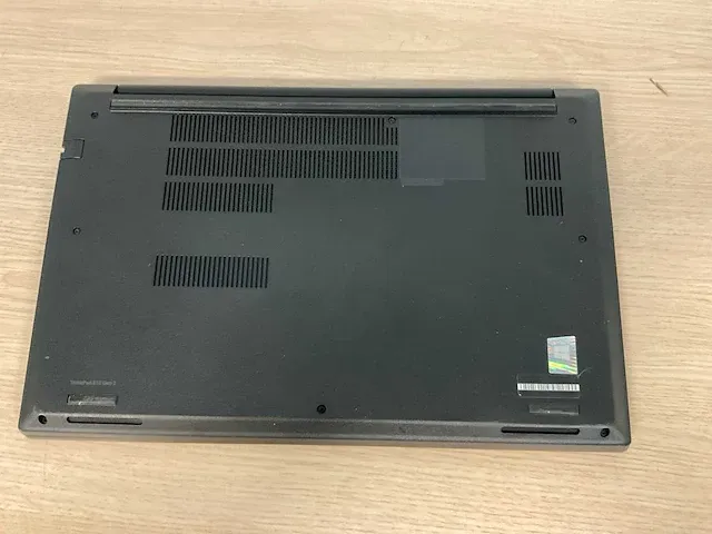 Laptop - lenovo - 20yg006nmh - afbeelding 6 van  7