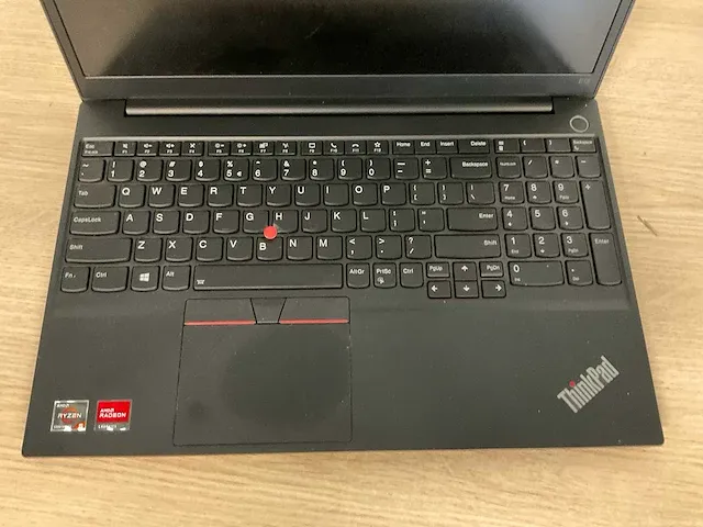 Laptop - lenovo - 20yg006nmh - afbeelding 3 van  7