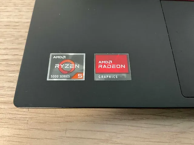 Laptop - lenovo - 20yg006nmh - afbeelding 2 van  7