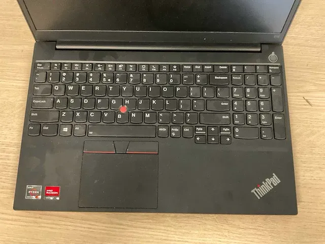 Laptop - lenovo - 20yg006nmh - afbeelding 3 van  7
