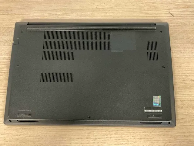 Laptop - lenovo - 20yg006nmh - afbeelding 6 van  7