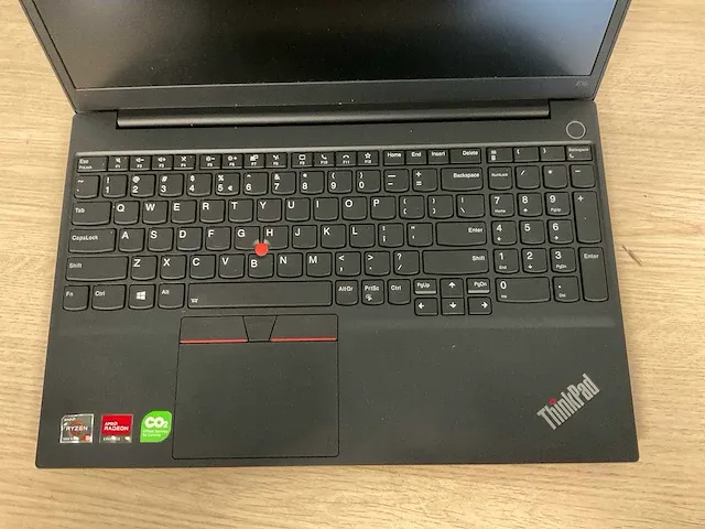 Laptop - lenovo - 20yg00b6mh - afbeelding 3 van  6
