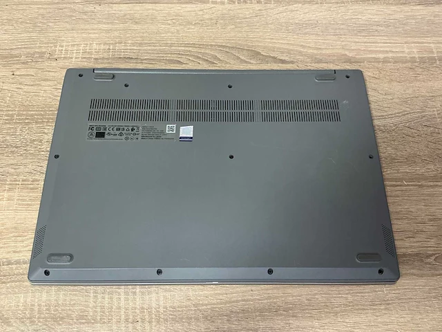 Laptop - lenovo - 81wc - afbeelding 6 van  7