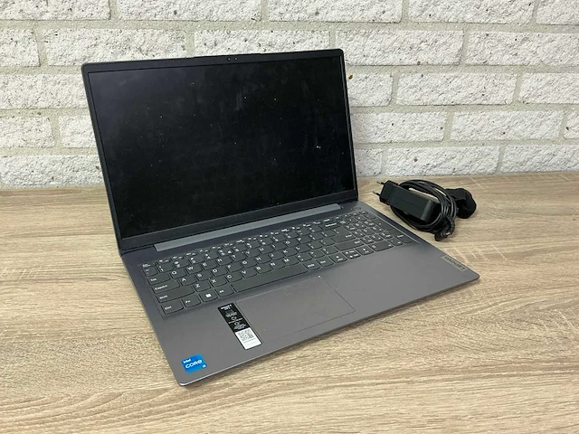 Laptop - lenovo - 82h8 - afbeelding 1 van  8
