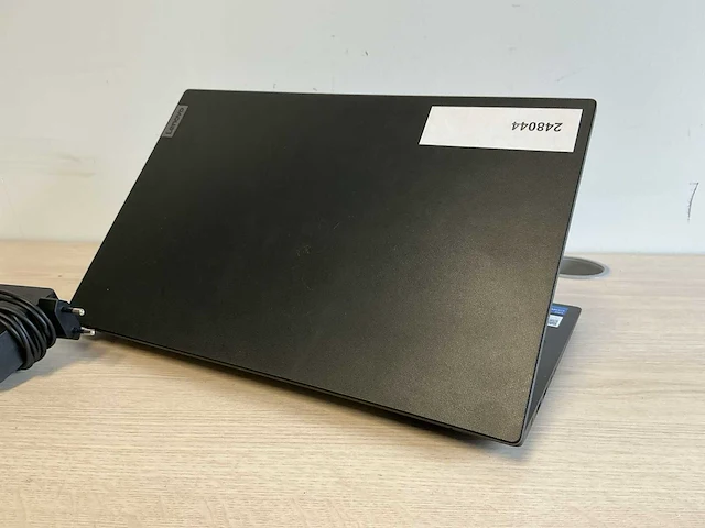 Laptop - lenovo - 82kb - afbeelding 6 van  8