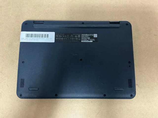Laptop - lenovo - lenovo 300w gen 3 3015e - afbeelding 4 van  6