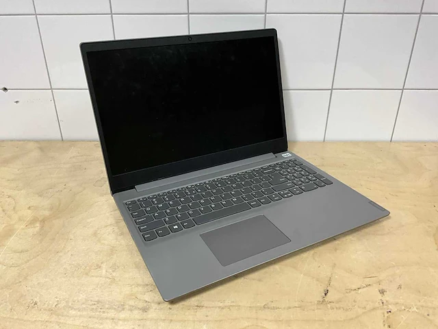 Laptop - lenovo - lenovo ideapad s145-15ast - afbeelding 1 van  3