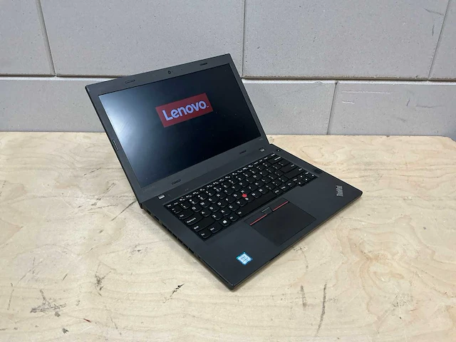 Laptop - lenovo - t460p - i7-6700hq - afbeelding 1 van  3