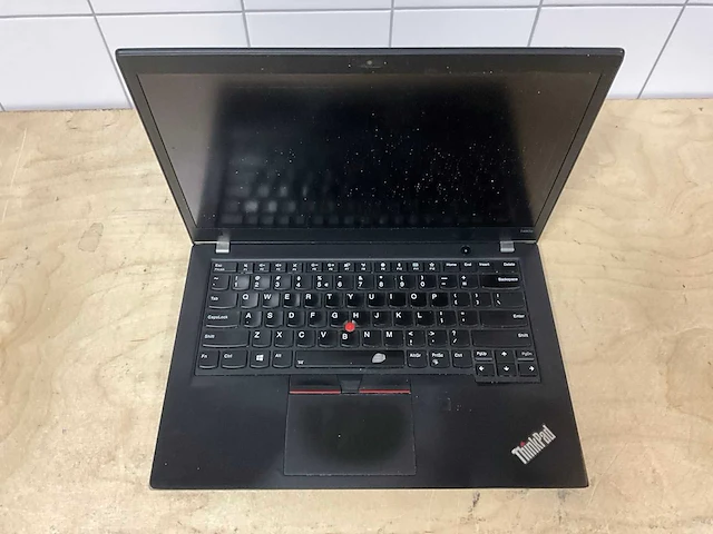 Laptop - lenovo - t480s - afbeelding 2 van  3