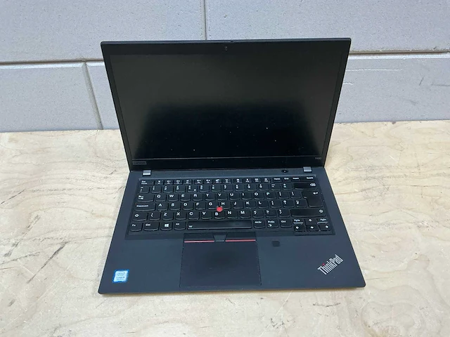 Laptop - lenovo - thinkpad t490 - i5-8265u - afbeelding 2 van  3