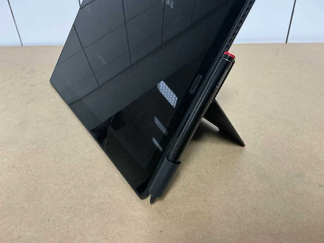 Laptop - lenovo - thinkpad x1 tablet gen 3 - afbeelding 1 van  4