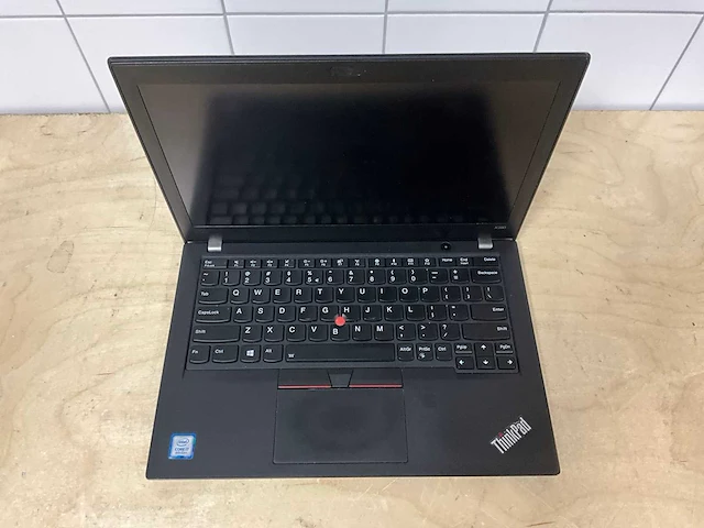 Laptop - lenovo - thinkpad x280 - i7-8550u - afbeelding 2 van  3