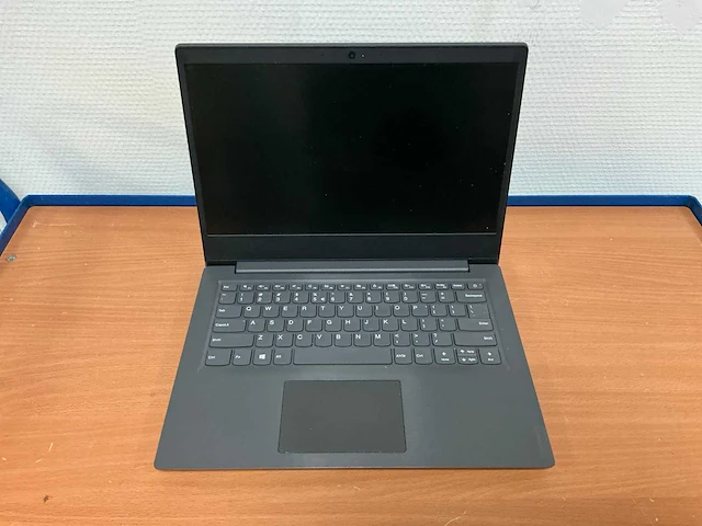 Laptop - lenovo - v14-iil - i5-1035g1 - afbeelding 1 van  3