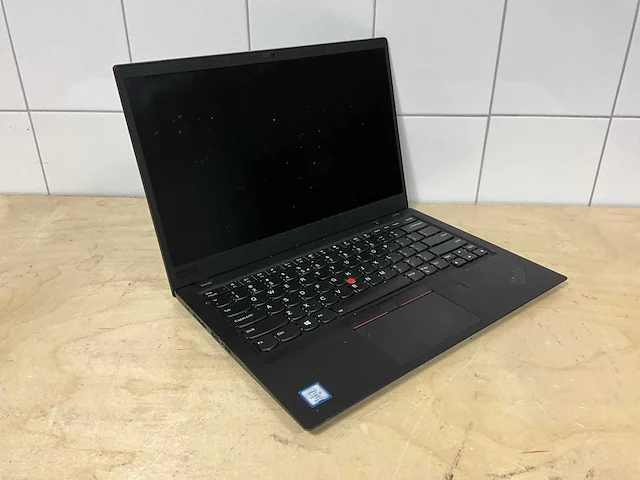 Laptop - lenovo - x1 carbon 6th gen - afbeelding 1 van  3