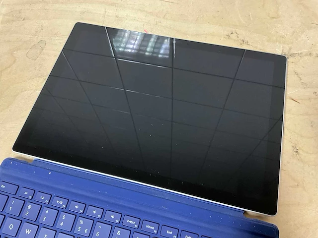 Laptop - microsoft - surface pro 4 - afbeelding 3 van  4