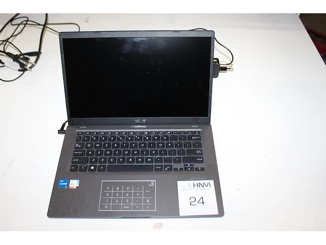 Laptop asus met i5 - 1135g7 processor, 8 gb werk geheugen, windows 11 pro en 475 gb harde schijf. - afbeelding 2 van  5