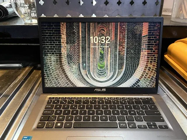 Laptop asus - afbeelding 1 van  3