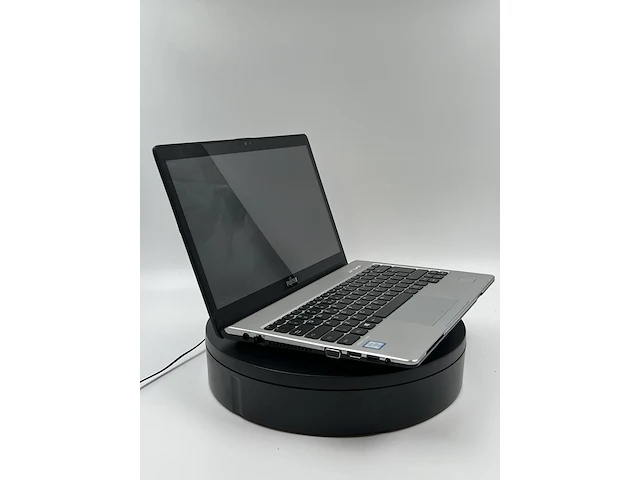 Laptop, fujitsu, lifebook s937 | intel® core™ i5-7300u | 20gb ram | 256gb ssd | 13,3'' - afbeelding 2 van  5