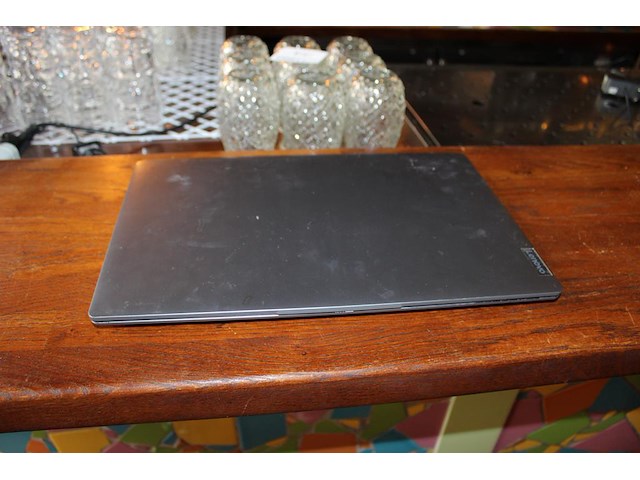 Laptop lenovo ideapad 3 15 itl 6, mtm 82h802kamh. bouwjaar 2022. - afbeelding 2 van  2