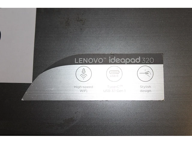 Laptop lenovo ideapad 80xl met i5 processor, 6 gb ddr4, windows 10 home edition, 128 gb ssd harde schijf. - afbeelding 3 van  4