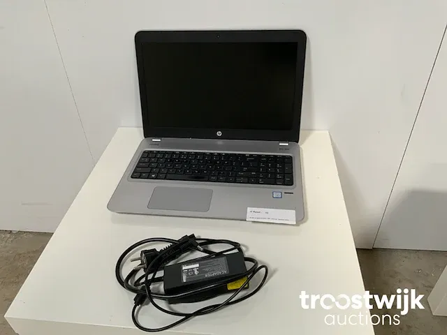 Laptop - afbeelding 1 van  7