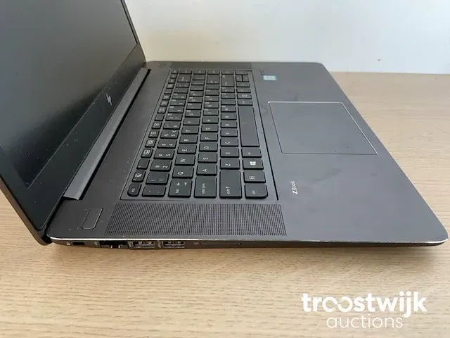 Laptop - afbeelding 2 van  5