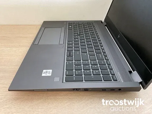 Laptop - afbeelding 3 van  5