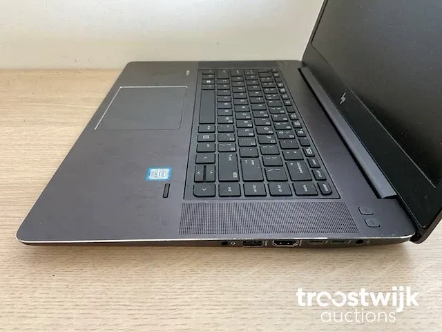 Laptop - afbeelding 3 van  5