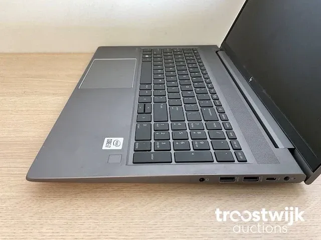 Laptop - afbeelding 3 van  5