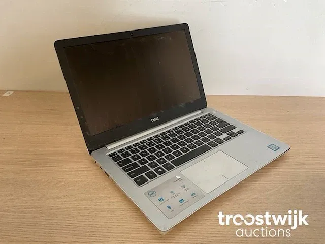 Laptop - afbeelding 1 van  5