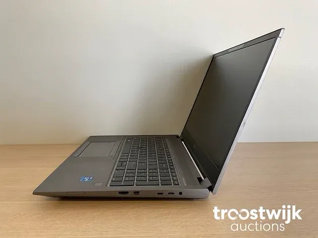 Laptop - afbeelding 3 van  5