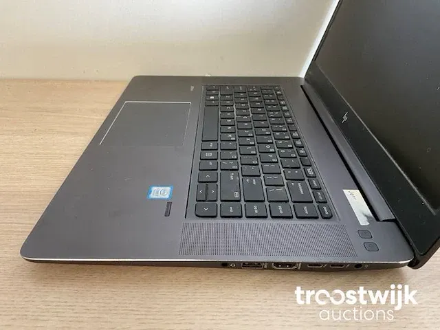 Laptop - afbeelding 3 van  5