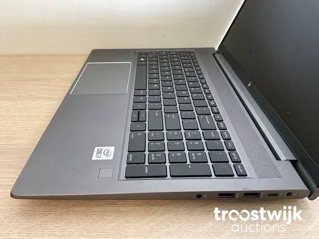 Laptop - afbeelding 3 van  5