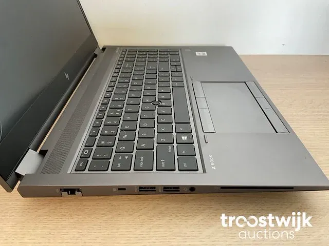 Laptop - afbeelding 2 van  5