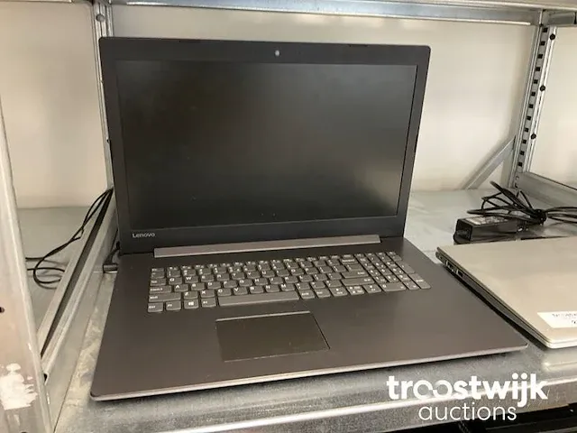 Laptop - afbeelding 2 van  2