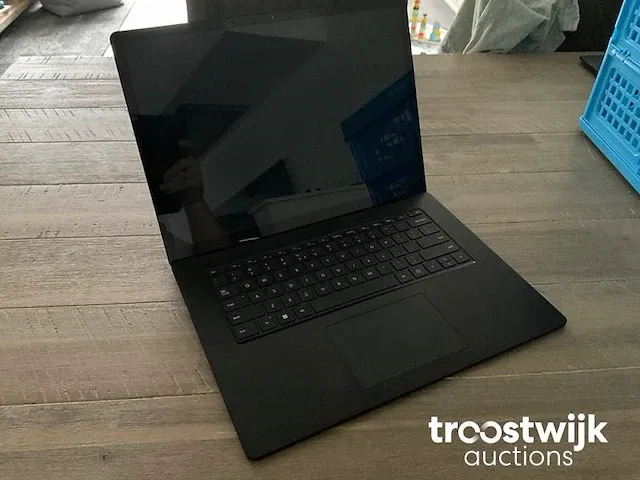 Laptop - afbeelding 1 van  4