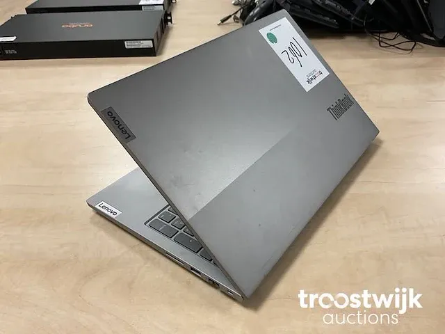 Laptop - afbeelding 5 van  7