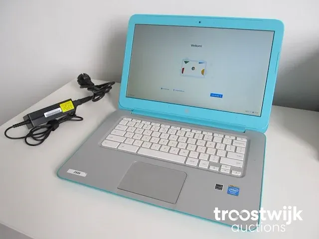 Laptop - afbeelding 1 van  5