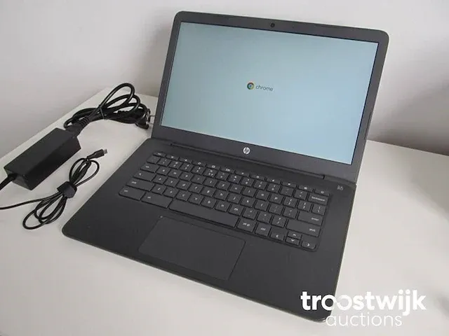 Laptop - afbeelding 1 van  5