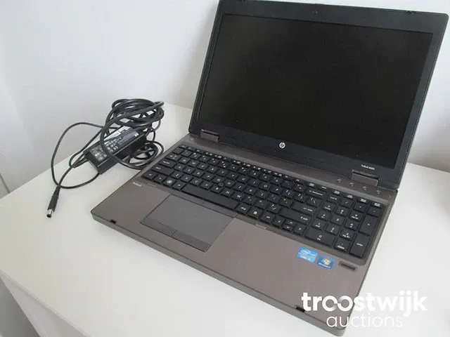 Laptop - afbeelding 1 van  5