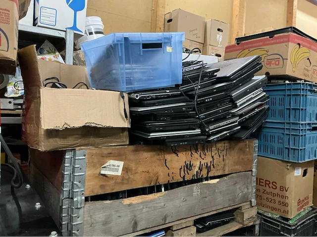 Laptops (110x) - afbeelding 1 van  5