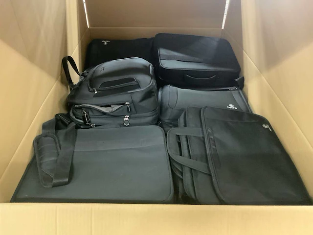 Laptoptassen volle palletdoos - afbeelding 1 van  2