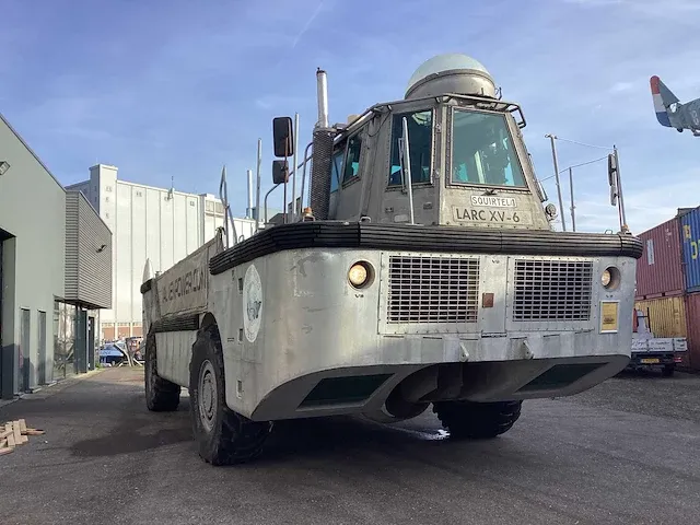Larc xv-6 amphibi voertuig - afbeelding 1 van  30