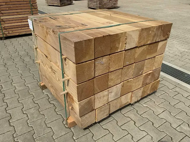 Lariks balk 150x150x1000mm (35x) - afbeelding 3 van  4