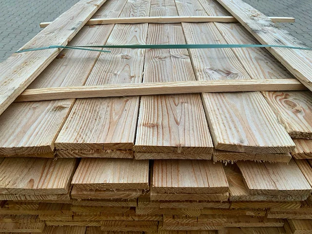 Lariks tuinplank 1800x135x16mm (224x) - afbeelding 3 van  11
