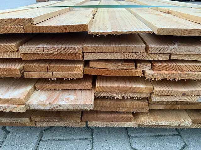 Lariks tuinplank 1800x135x16mm (80x) - afbeelding 6 van  9