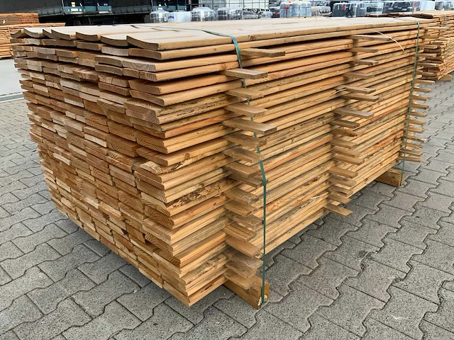 Lariks tuinplank 1800x140x16mm (252x) - afbeelding 9 van  11